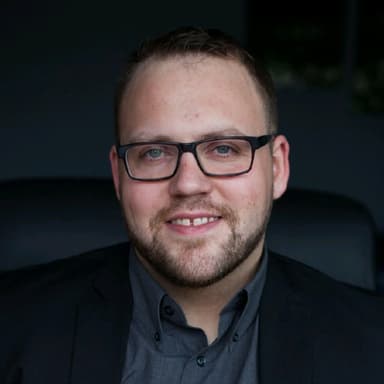 Max Liebeck, Inhaber TÜV NORD Station & Ingenieurbüro Mühlheim am Main
